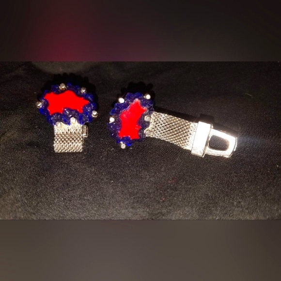 Cuff links - Picture 1 of 1
